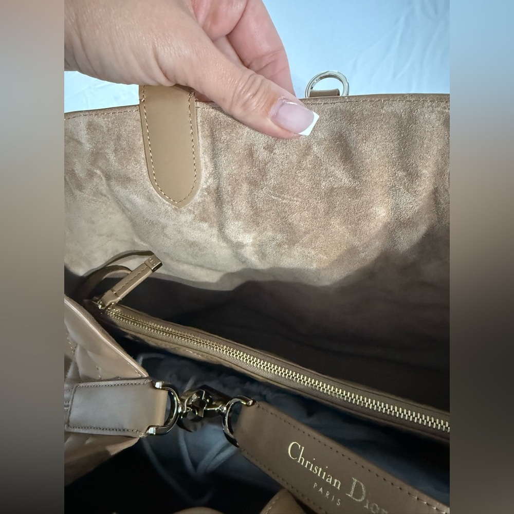 Christian Dior Tujours Tote - Picture 8 of 16